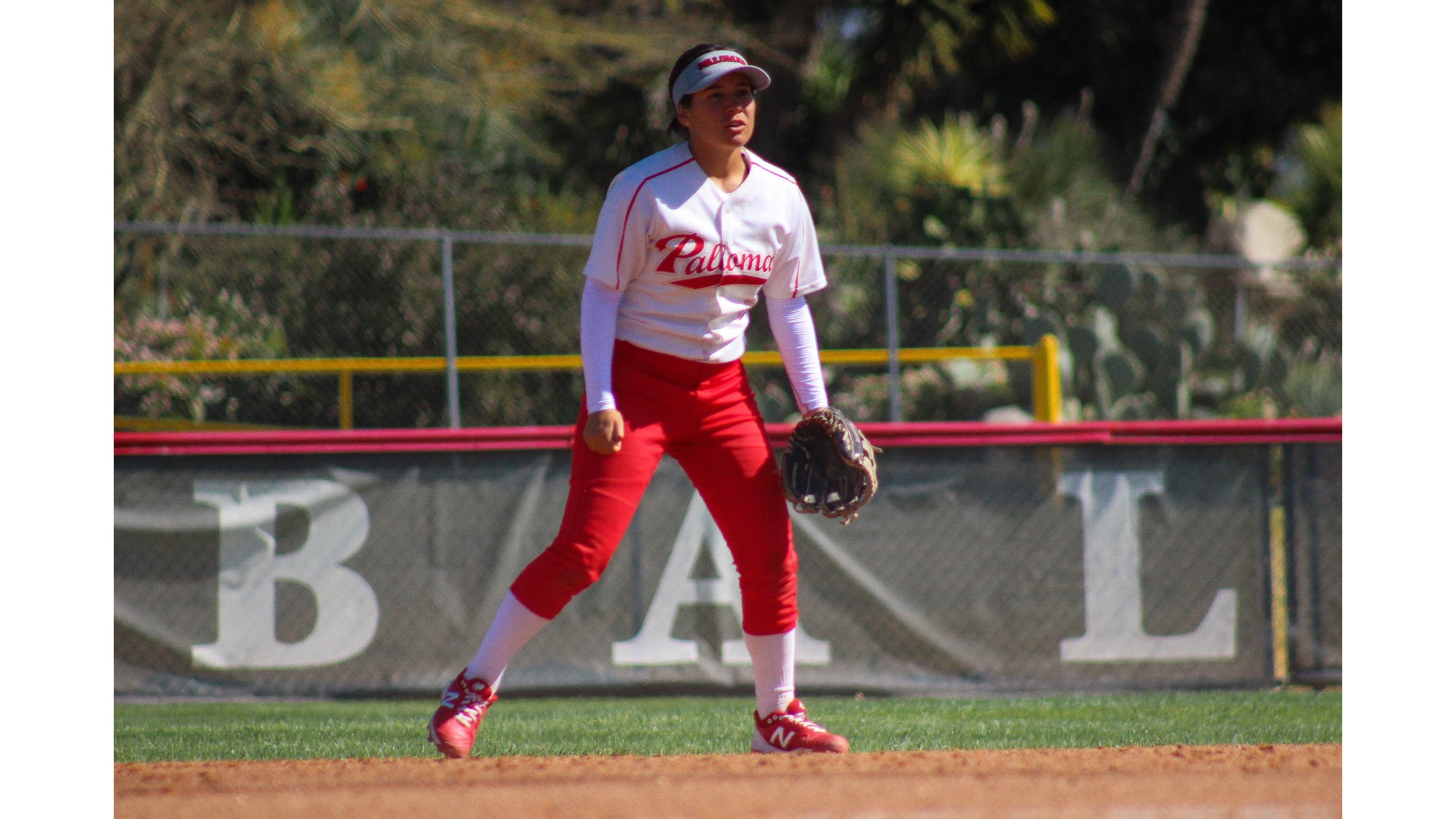 Ayiana Hernandez scored one run in the fifth for the Comets after hitting a single to centerfield.