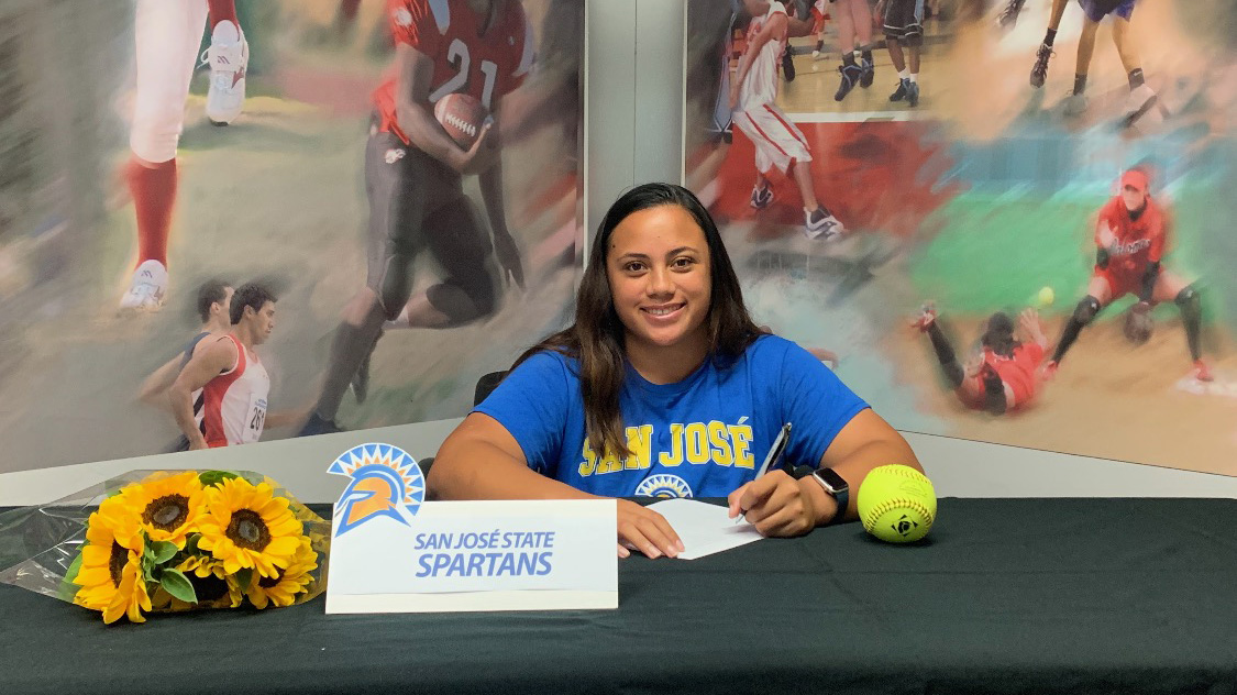 Steffany signs to continue her softball career at San Jose State University