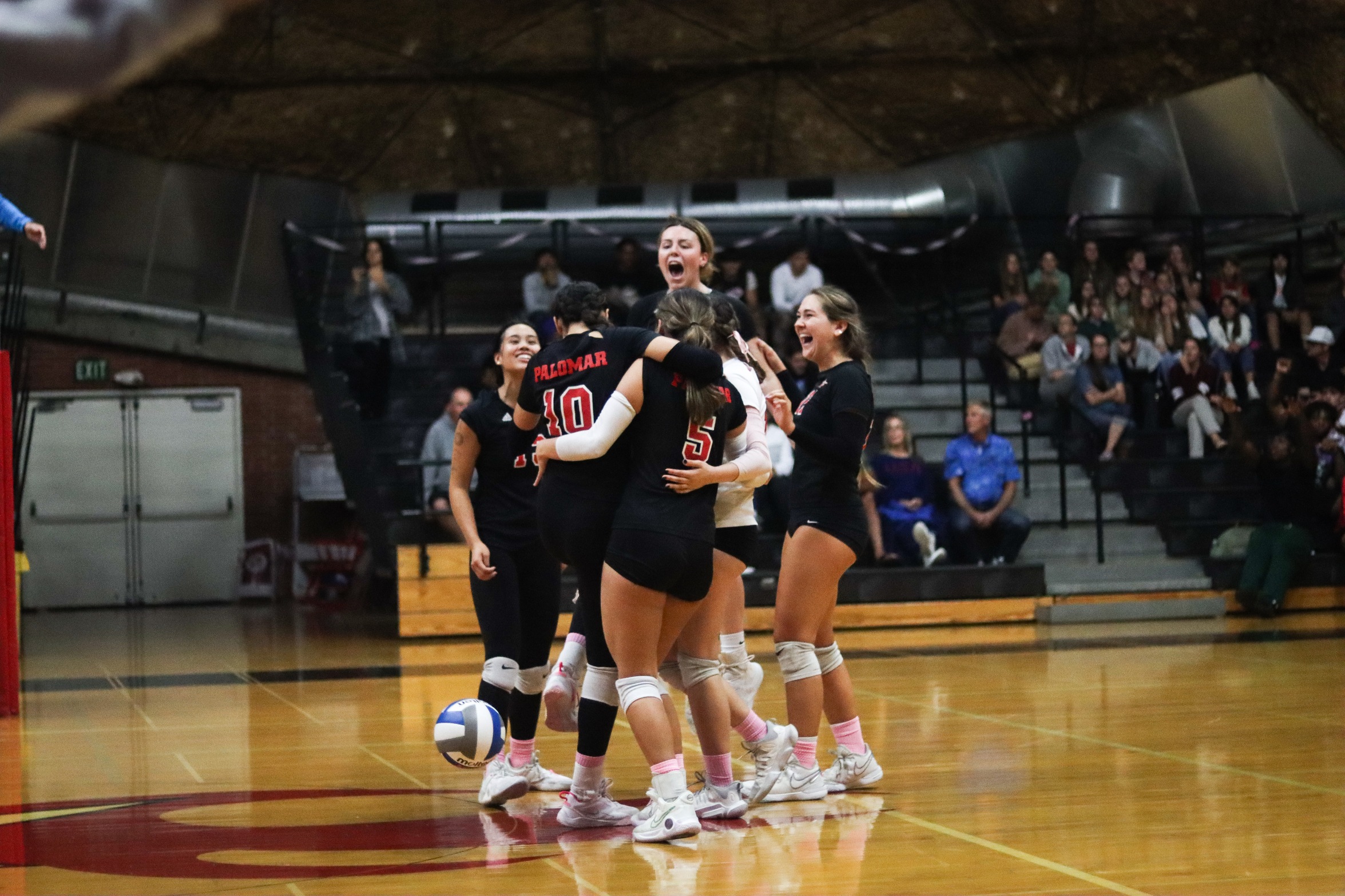 The Comets earned their first playoff berth since 2015. Photo by Cara Heise.