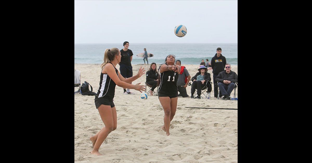 Alana Lacangan and Kenna Broach won their first-round match, but fell to the overall #2 seed. Photo by Hugh Cox.